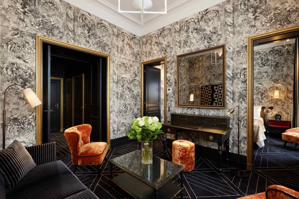 luxury hotels in paris